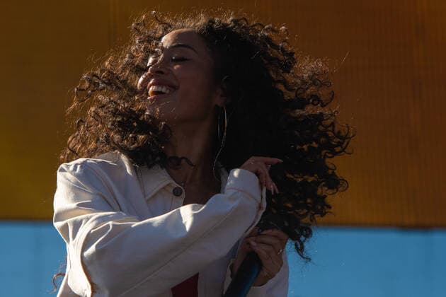September 19, 2021, Concord, CA, USA: Joyce Wrice performs on Day Two of the Lights on Festival at Concord Pavilion on September 19, 2021 in Concord, California. ( Chris Tuite imageSPACE) Concord USA - ZUMAs181 20210919_zea_s181_073 Copyright: xImagespacex