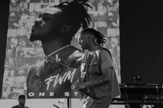 September 19, 2021, Concord, CA, USA: Tone Stith performs on Day Two of the Lights on Festival at Concord Pavilion on September 19, 2021 in Concord, California. ( Chris Tuite imageSPACE) Concord USA - ZUMAs181 20210919_zea_s181_092 Copyright: xImagespacex