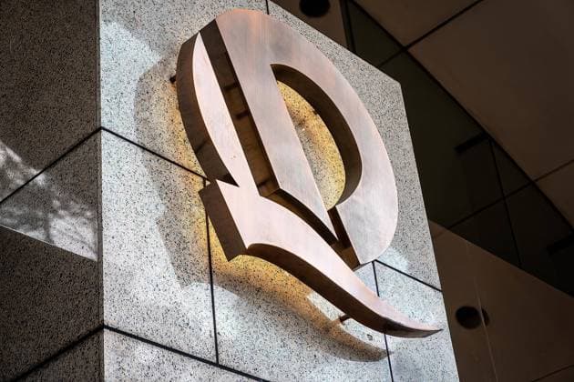 September 20, 2021, Hong Kong, China: The logo of China Evergrande Centre seen on the front of their building. .Fears of China property group Evergrande defaulting on debt have investors worried about the potential impact on the wider global economy. These concerns dragged Hong Kong stocks towards to a one-year low. Hong Kong China - ZUMAs197 20210920_zaa_s197_214 Copyright: xKatherinexChengx