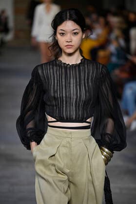 Milan, Milan Fashion Week, Women Spring Summer 2022. Milan, Women s Fashion, Spring Summer 2022. ALBERTA FERRETTI Fashion show catwalk Pictured: Model  Copyright: xRiccardoxGiordanox xIPAx xModaxMilanox