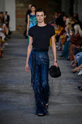 Milan, Milan Fashion Week, Women Spring Summer 2022. Milan, Women s Fashion, Spring Summer 2022. ALBERTA FERRETTI Fashion show catwalk Pictured: Cara Taylor  Copyright: xRiccardoxGiordanox xIPAx xModaxMilanox