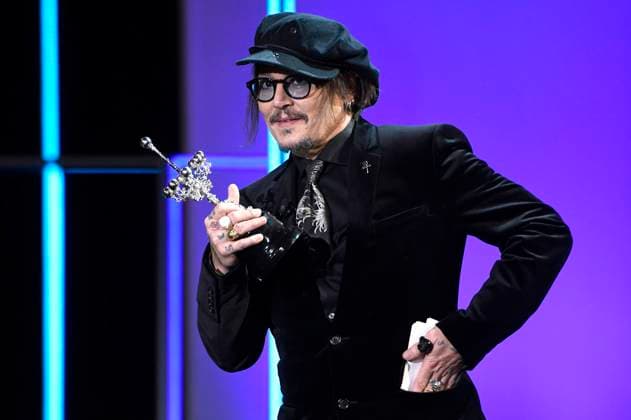 Johnny Depp receiving the Donostia Award for lifetime achievement at the 69 San Sebastian International Film Festival Festival Internacional de Cine de San Sebastian at the Kursaal San Sebastian, 22 09 2021 Foto:xC.xNiehausx xFuturexImage