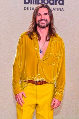 Entertainment Bilder des Tages Colombian singer Juanes poses on the red carpet at the Billboard Latin Music Awards, at the Watsco Center in Miami, Florida, USA, 23 September 2021. According to the organizers, the Billboard Latin Music Awards recognize the most popular albums, songs and performers in Latin music, based on the results of actual sales, streaming, radio broadcasts and social networks that provide information to the weekly Billboard charts. for a year. Red carpet of the 2021 Billboard Latin Music Awards in Miami !ACHTUNG: NUR REDAKTIONELLE NUTZUNG!  Copyright: xGiorgioxVierax USA1966 20210924-13acba848ac7342affe2a8b6a54ff8fbb5b1c3f3