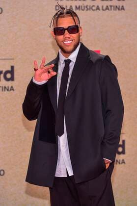 Singer Jhay Cortez poses on the red carpet at the Billboard Latin Music Awards, at the Watsco Center in Miami, Florida, USA, 23 September 2021. According to the organizers, the Billboard Latin Music Awards recognize the most popular albums, songs and performers in Latin music, based on the results of actual sales, streaming, radio broadcasts and social networks that provide information to the weekly Billboard charts. for a year. Red carpet of the 2021 Billboard Latin Music Awards in Miami !ACHTUNG: NUR REDAKTIONELLE NUTZUNG!  Copyright: xGiorgioxVierax USA2034 20210924-f823e38e3b88bdb9921202c296341e8181f520e7