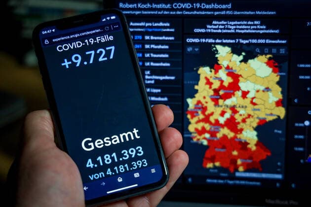 Coronavirus in Germany Covid 19 Dashboard of the Robert Koch Institute 24 09 2021 Robert Koch Institute 7 days Incidence 62.5 7 days Number of cases 52 002 COVID 19 cases 4 181 393 Addition of 9 727 compared to the previous day COVID 19 deaths 93 303 Addition of 65 compared to the previous day