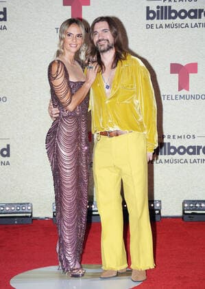 Karen Martínez and Juanes arrive on the red carpet at the 2021 Latin Billboard Music Awards at the University of Miami, Watsco Center, Thursday, September 23, 2021 in Coral Gables, Florida.  MIA20210923115 GARYxIxROTHSTEIN