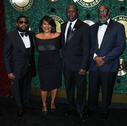 1st Annual Black Music Action Coalition s Music in Action Awards WEST HOLLYWOOD, LOS ANGELES, CALIFORNIA, USA - SEPTEMBER 23: CEO of 50 50 Music Group Management Willie Prophet Stiggers, Towalame Austin and attorney Benjamin Crump arrive at the 1st Annual Black Music Action Coalition s Music in Action Awards held at the 1 Hotel West Hollywood on September 23, 2021 in West Hollywood, Los Angeles, California, United States. West Hollywood California United States collin-1stannua210923_npZPM  Copyright: xImagexPressxAgencyx