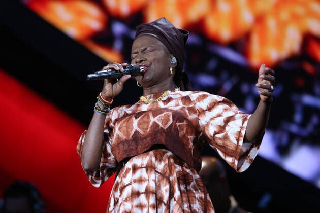 Angelique Kidjo performs during the Global Citizen Live concert in Paris on Saturday, September 25, 2021. The concert, held at the base of the Eiffel Tower, is one of several taking place in cities around the world including New York, Los Angeles, London, Sydney, Lagos, Rio, Mumbai and Seoul. The event aims to raise awareness for issues related to the climate and ending poverty. PARI20210925021 DAVIDxSILPA