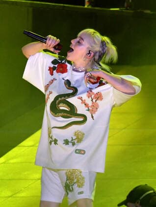 NEW YORK, NY- SEPTEMBER 25: Billie Eilish at the 2021 Global Citizen Live Festival at the Great Lawn in Central Park, New York City on September 25, 2021. Copyright: xJohnxPalmerx