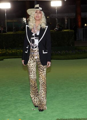 September 25, 2021, Los Angeles, California, United States: Cher attends the Academy Museum of Motion Pictures Opening Gala.Sep 25th 2021 at the Academy Museum of Motion Pictures - Los Angeles California.Photo: Tony Lowe Zuma Los Angeles United States - ZUMAtl2_ 20210925_zaa_tl2_192 Copyright: xT.xLowex