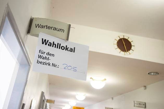 Wahllokal in Berlin am 26. September 2021. Wahlen in Berlin *** Polling station in Berlin on 26 September 2021 Elections in Berlin