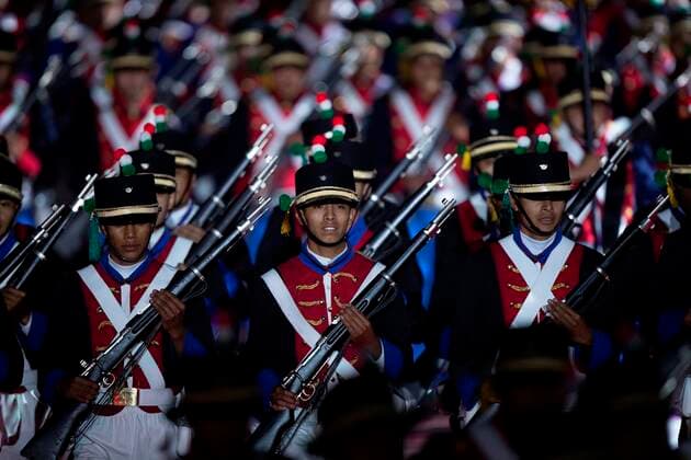 Photograph showing the historical representation during the ceremony of the 200th anniversary of the consummation of independence in Mexico City, Mexico, 28 September 2021. Mexico commemorated on Monday the 200th anniversary of the consummation of its independence with a historical recreation in the Zócalo of Mexico City about the entry of the Trigarante Army to the Mexican capital in 1821, an event in which the absence of Spanish authorities stood out. Mexico commemorates 200 years of the consummation of independence with recreation !ACHTUNG: NUR REDAKTIONELLE NUTZUNG!  Copyright: xCarlosxRamírezx MEX2686 20210928-6a92098cf5c6a5a43e1c5e857aa90d4fc3364f86