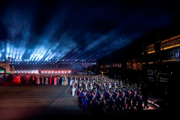Photograph showing the historical representation during the ceremony of the 200th anniversary of the consummation of independence in Mexico City, Mexico, 28 September 2021. Mexico commemorated on Monday the 200th anniversary of the consummation of its independence with a historical recreation in the Zócalo of Mexico City about the entry of the Trigarante Army to the Mexican capital in 1821, an event in which the absence of Spanish authorities stood out. Mexico commemorates 200 years of the consummation of independence with recreation !ACHTUNG: NUR REDAKTIONELLE NUTZUNG!  Copyright: xCarlosxRamírezx MEX2662 20210928-ae3ae14be7c6627ef975c2083db22fc8fc4b0bc1