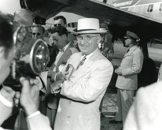 No date - Good portrait of President Harry Truman preparing to take off in his airplane, Independence. Photo: Abbie Rowe NARA AbbiexRowexCollection 1063_05_President Truman Preparing to Board Aircraft