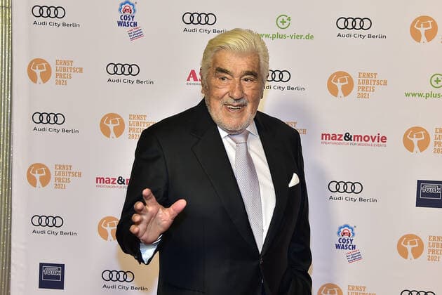 RNST LUBITSCH PRIZE 2021 Mario Adorf Presentation of the ERNST LUBITSCH PRIZE 2021 in the ASTOR FilmLounge to Simon Verhoeven on 28 09 2021 Photopress Mueller