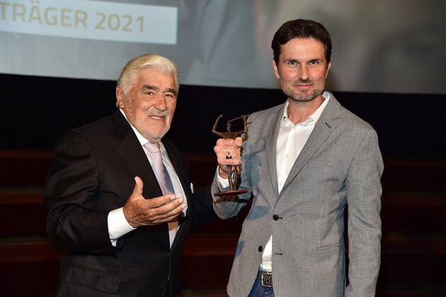 RNST LUBITSCH AWARD 2021 Simon Verhoeven, Mario Adorf Presentation of the ERNST LUBITSCH AWARD 2021 in the ASTOR FilmLounge to Simon Verhoeven on 28 09 2021 Photopress Mueller