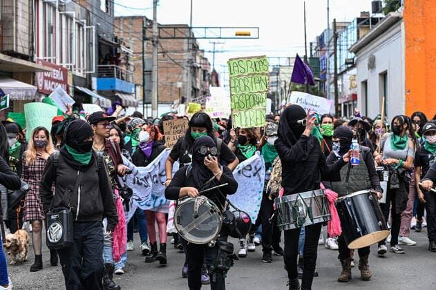 Strike Of International Day Decriminalization Of Abortion TOLUCA, MEXICO - SEPTEMBER 28, 2021: women take part during a march protest of International Day for the Decriminalization of Abortion, thousands of women around the world join the strike with the aim of demanding to authorities of all countries the legal access to abortion. On September 28, 2021 in Toluca, Mexico. (Photo by Amaresh V. Narro Eyepix Group) Copyright: xAmareshxV.xNarrox EYEPIXGROUP_AVN_28092021_16057