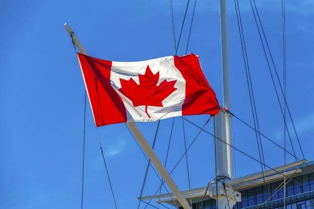Canadian Flag on Ship in Halifax, 12.10.2020, Copyright: xdbviragox Panthermedia26035003