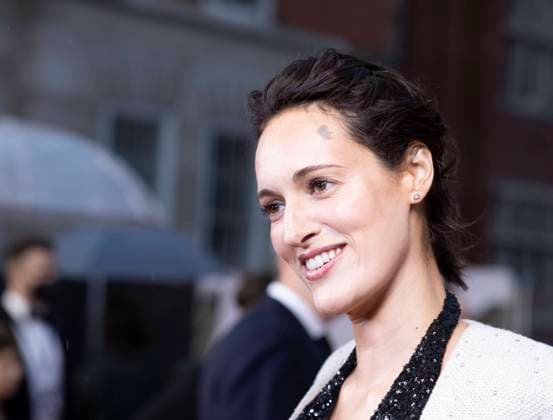 Berühmte Feministinnen, Phoebe Waller-Bridge . 28 09 2021. London, United Kingdom. Phoebe Waller Bridge at the No Time To Die world premiere in London.  xi-Imagesx IIM-22624-0270