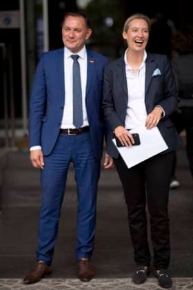Alice Weidel, Tino Chrupalla, AfD DEU, Deutschland, Germany, Berlin, 27.09.2021 Tino Chrupalla, Parteivorsitzender der AfD, und Alice Weidel, Fraktionsvorsitzende der AfD, Alternative fuer Deutschland, waehrend der PK von der Partei AfD, Alternative fuer Deutschland, bei der Bundespressekonferenz einen Tag nach der Bundestagswahl in Berlin. en: Tino Chrupalla, leader of the right-wing party AfD, Alternative fuer Deutschland, Alternative for Germany, federal spokesman, and Alice Weidel, leader of the parliamentary fraction of the right-wing party AfD, during a press call at the federal press conference, Bundespressekonferenz, the day after the federal elections in Berlin, Germany. *** Alice Weidel, Tino Chrupalla, AfD DEU, Deutschland, G