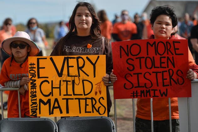 Calgary Commemorates Canada s First National Day For Truth And Reconciliation Young members of the First Nations hold placards with words Every Child Matter and No More Stolern Sisters during an outdoor ceremony at Fort Calgaryas, as the City of Calgary commemorates Orange Shirt Day, and observes the first National Day for Truth and Reconciliation (a federal statutory holiday). On Thursday, 30 September 2021, in Fort Calgary, Calgary, Alberta, Canada. Calgary Canada widak-calgaryc210930_npAHF  Copyright: xArturxWidakx