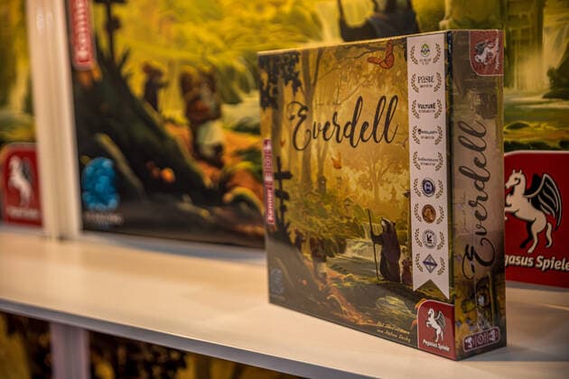 New start in Leipzig, As the first fair since the beginning of 2020, the fair Modell Hobby Spiel takes place on the Leipzig fairgrounds Under strict Corona Hygiene conditions according to the 3G model, people are allowed to enter the fairgrounds The stand of Pegasus Spiele Verlag Asmodee