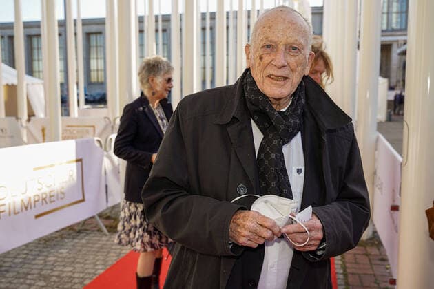 01 10 2021, Berlin, Germany, GER, German Film Awards Lola Palais am Funkturm Wolfgang Kohlhaase arriving.