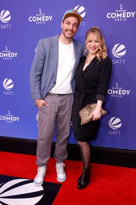 Jasmin Schwiers and her husband Jan van Weyde at the ceremony of Der Deutsche Comedypreis 2021 on 1 10 2021 in Cologne Der Deutsche Comedypreis 2021 in Cologne