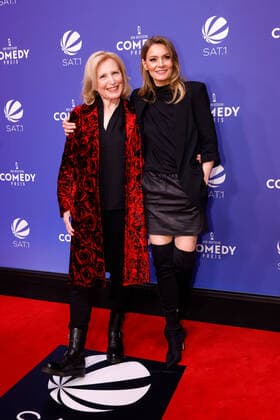 Maren Kroymann and Martina Hill at the award ceremony of Der Deutsche Comedypreis 2021 on 1 10 2021 in Cologne Deutscher Comedypreis 2021 in Köln