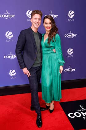 Valentin Lusin and Renata Lusin at the award ceremony of Der Deutsche Comedypreis 2021 on 1 10 2021 in Cologne Deutscher Comedypreis 2021 in Köln