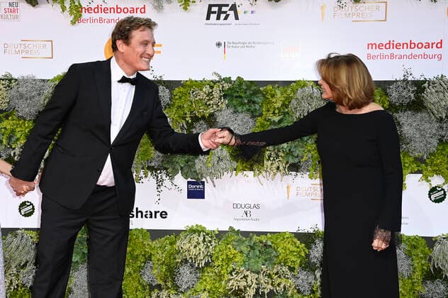 Oliver Masucci und Senta Berger bei der 71. Verleihung des Deutschen Filmpreises 2021 im Palais am Funkturm in der Messe Berlin. Berlin, 01.10.2021 Foto:xF.xKernx xFuturexImage