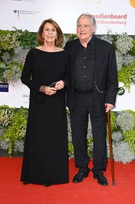 Senta Berger mit Ehemann Michael Verhoeven bei der 71. Verleihung des Deutschen Filmpreises 2021 im Palais am Funkturm in der Messe Berlin. Berlin, 01.10.2021 Foto:xF.xKernx xFuturexImage