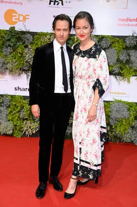 Tom Schilling with wife Annie Mosebach at the 71 German Film Awards 2021 ceremony at the Palais am Funkturm at Messe Berlin Berlin, 01 10 2021 Foto:xF.xKernx xFuturexImage