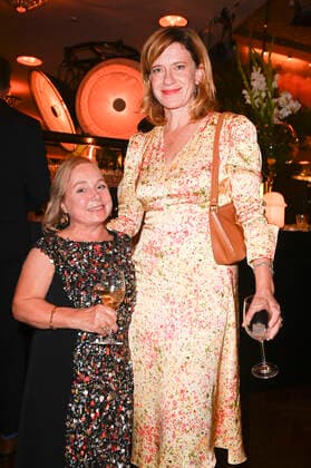 ChrisTine Urspruch und Caroline Peters bei der Aftershow Party nach der 71. Verleihung des Deutschen Filmpreises 2021 im Palais am Funkturm in der Messe Berlin. Berlin, 01.10.2021 *** ChrisTine Urspruch and Caroline Peters at the Aftershow Party after the 71 German Film Awards 2021 at the Palais am Funkturm at Messe Berlin Berlin, 01 10 2021 Foto:xF.xKernx xFuturexImage