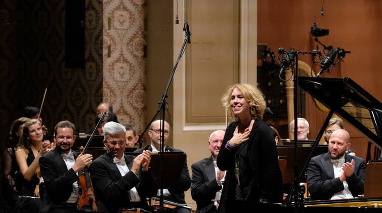 Prager Rundfunk-Sinfonieorchester Konzert Venezuelan pianist Gabriela Montero performed at the opening concert of the 95th season of the Prague Radio Symphony Orchestra (SOCR), on October 1, 2021, in Prague, Czech Republic. (CTKxPhoto MichalxKrumphanzl) CTKPhotoP2021100108793  kru 5 K