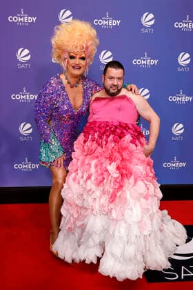 Olivia Jones and Oliver Polak at the award ceremony of the 25 German Comedy Award 2021 in Brainpool TV Studio Cologne, 01 10 2021 Foto:xC.xHardtx xFuturexImage