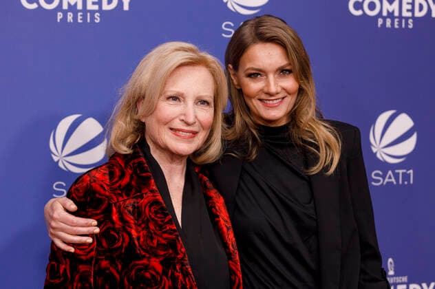 Maren Kroymann and Martina Hill at the award ceremony of the 25 German Comedy Award 2021 in Brainpool TV Studio Cologne, 01 10 2021 Foto:xC.xHardtx xFuturexImage