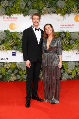 German Film Award 2021 Daniel Donskoy on the red carpet at the Lola German Film Award 2021 ceremony in the Palais am Funkturm at Messe Berlin Copyright: xEventpressxGolejewskix