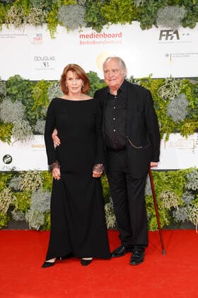 German Film Award 2021 Senta Berger with husband Michael Verhoeven on the red carpet at the Lola German Film Award 2021 ceremony at the Palais am Funkturm in Messe Berlin Copyright: xEventpressxGolejewskix