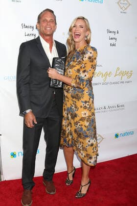 October 3, 2021, Brentwood, CA, USA: LOS ANGELES - OCT 3: Chris Browning, Natasha Henstridge at the George Lopez Foundation 14th Celebrity Golf Classic Pre-Party at the Baltaire Restaurant on October 3, 2021 in Brentwood, CA Brentwood USA - ZUMAnc22 20211003_zaa_nc22_094 Copyright: xKathyxHutchinsx