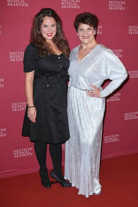 Julia Gamez Martin and Gayle Tufts at the German Musical Theatre Awards 2020 21 at Schmidts Tivoli Hamburg, 04 10 2021. Foto:xgbrcix xFuturexImage