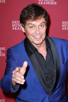 Felix Martin Poenichen at the award ceremony of the German Musical Theatre Prize 2020 21 at Schmidts Tivoli Hamburg, 04 10 2021 Foto:xgbrcix xFuturexImage