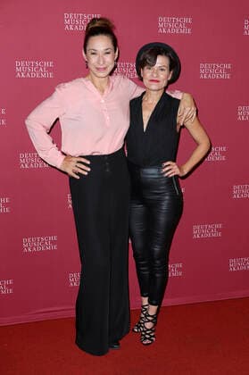 Franziska Kuropka and Kathi Damerow at the award ceremony of the German Musical Theatre Prize 2020 21 at Schmidts Tivoli Hamburg, 04 10 2021 Foto:xgbrcix xFuturexImage