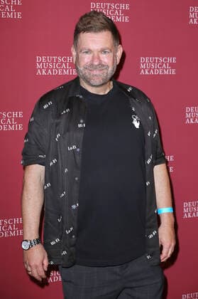 Peter Plate at the award ceremony of the German Musical Theatre Prize 2020 21 at Schmidts Tivoli Hamburg, 04 10 2021 Foto:xgbrcix xFuturexImage