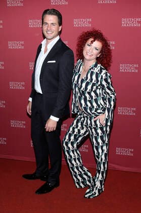Alexander Klaws and Lucy Diakovska at the award ceremony of the German Musical Theatre Award 2020 21 at Schmidts Tivoli Hamburg, 04 10 2021 Foto:xH.xHartmannx xFuturexImage