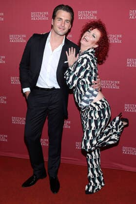 Alexander Klaws and Lucy Diakovska at the award ceremony of the German Musical Theatre Award 2020 21 at Schmidts Tivoli Hamburg, 04 10 2021 Foto:xH.xHartmannx xFuturexImage