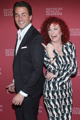 Alexander Klaws and Lucy Diakovska at the award ceremony of the German Musical Theatre Award 2020 21 at Schmidts Tivoli Hamburg, 04 10 2021 Foto:xH.xHartmannx xFuturexImage
