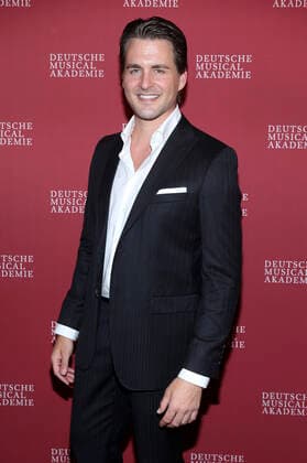 Alexander Klawsat the award ceremony of the German Musical Theatre Prize 2020 21 at Schmidts Tivoli Hamburg, 04 10 2021 Foto:xH.xHartmannx xFuturexImage