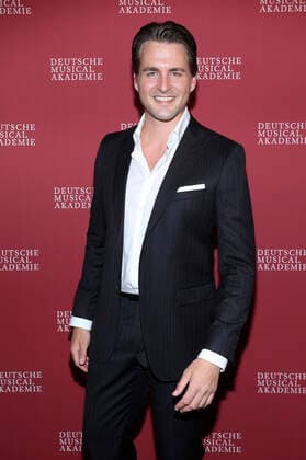 Alexander Klawsat the award ceremony of the German Musical Theatre Prize 2020 21 at Schmidts Tivoli Hamburg, 04 10 2021 Foto:xH.xHartmannx xFuturexImage