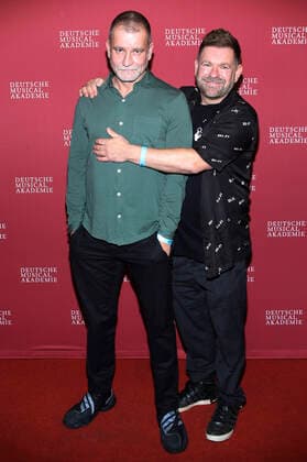 Ulf Leo Sommer and Peter Plate at the award ceremony of the German Musical Theatre Prize 2020 21 at Schmidts Tivoli Hamburg, 04 10 2021 Foto:xH.xHartmannx xFuturexImage